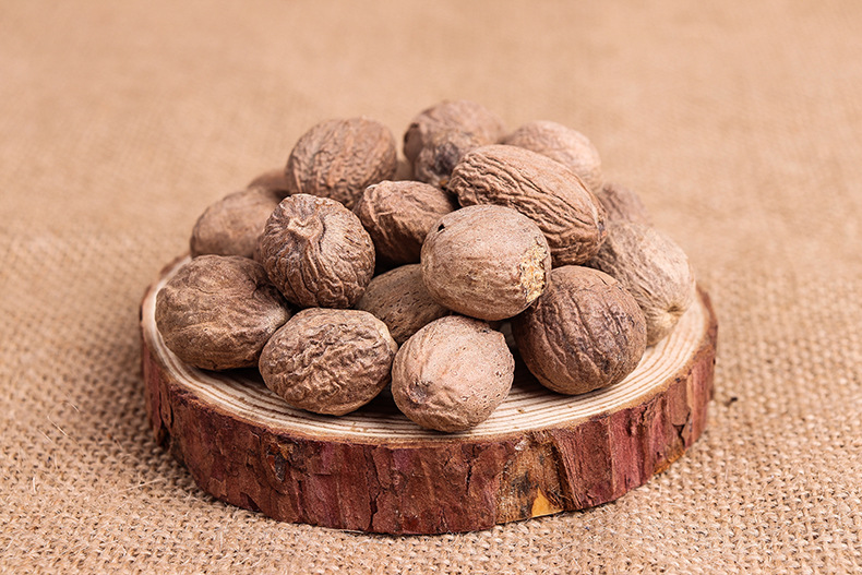 肉蔻肉豆蔻调味品批发火锅底料香料豆蔻肉扣玉果散装产地批发