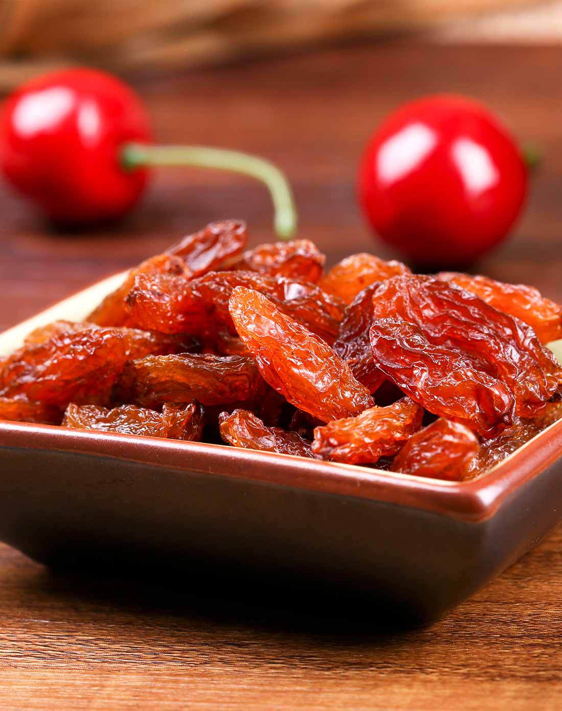 红葡萄干 每日坚果原料 新疆特产红提干 中颗粒无籽 代工贴牌-阿里巴