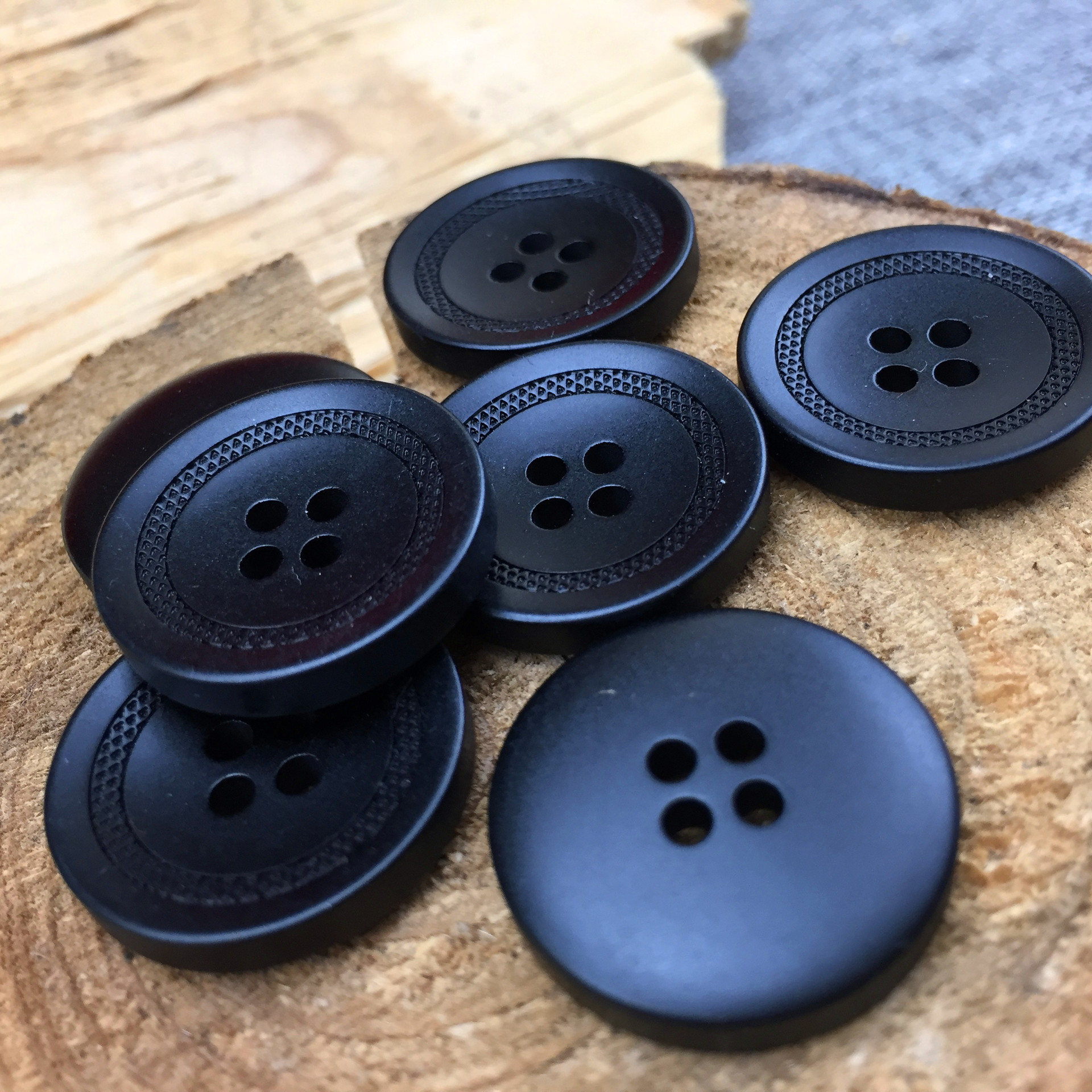 厂家直销树脂扣四眼碗型激光扣男女士中山装纽扣睡衣棉衣扣