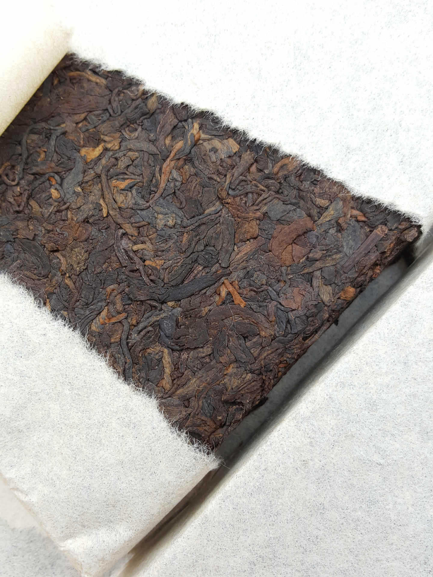 云南勐海熟普洱茶砖250克砖茶大树茶古树茶白纸包装普洱茶砖批发