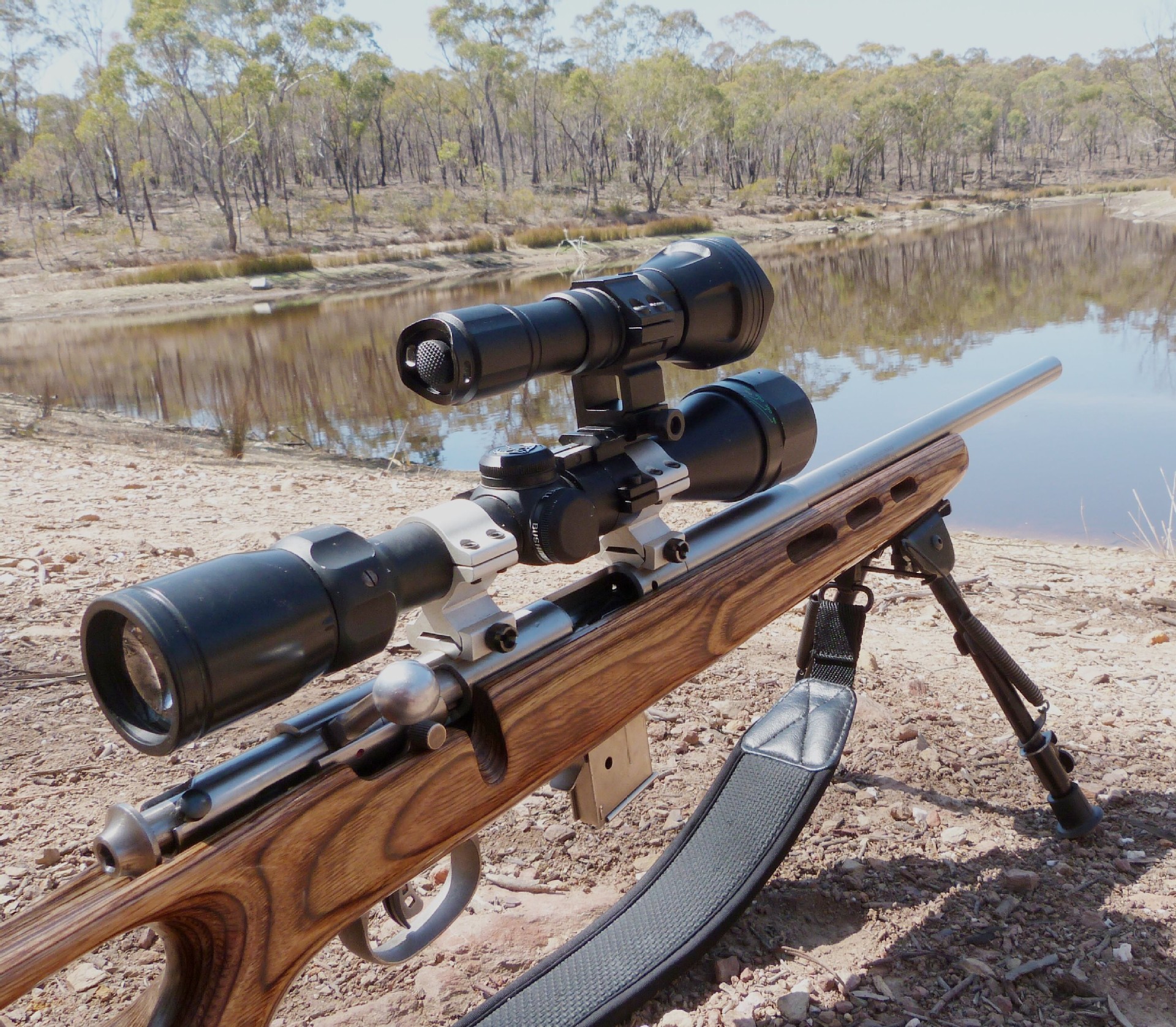 新品brinyte b158狩猎手电筒调焦强光户外打猎手电筒远射一件代发