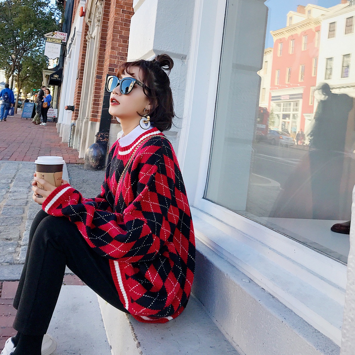 2017冬季新款女装 红黑格子英伦风毛衣女套头 宽松大版圆领针织衫