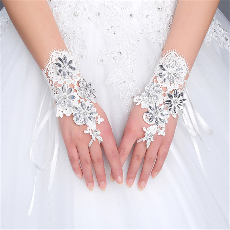 新款婚纱手套 限时供应 蕾丝串珠 半指串珠钩花新娘手套