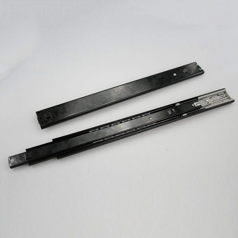 45mm卡扣滑轨 电脑桌托架轨道滑轨现货 抽屉架吊轨滑道