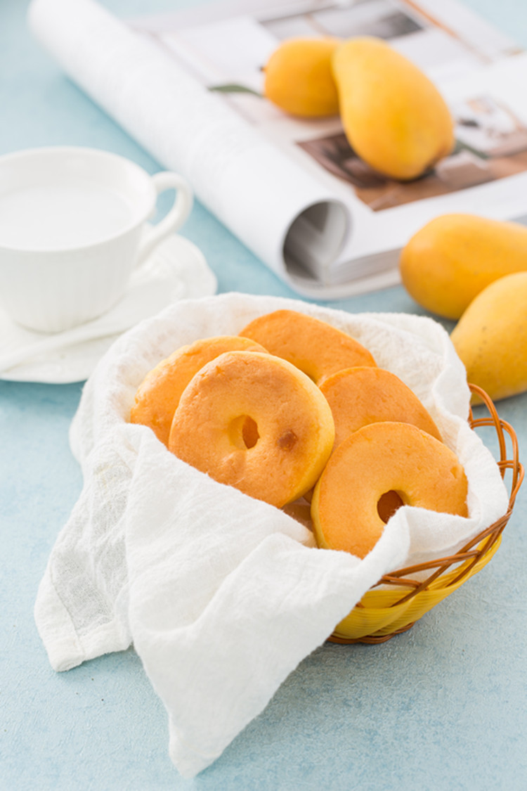 香港美伦多芒果果肉甜甜圈蛋糕256g盒装糕点早餐食品批发