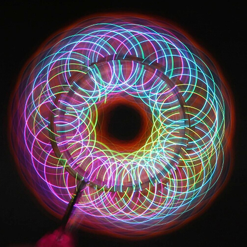 闪光儿童陀螺手摇自动旋转飞轮七彩发光磁性悬浮电动玩具战斗王