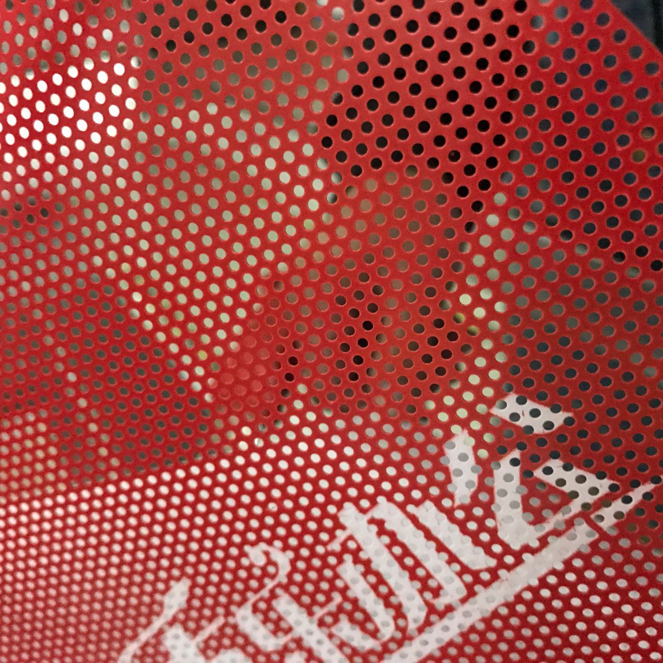 上海工厂定制单面透视玻璃贴遮阳打孔单面透喷绘户外单透印刷