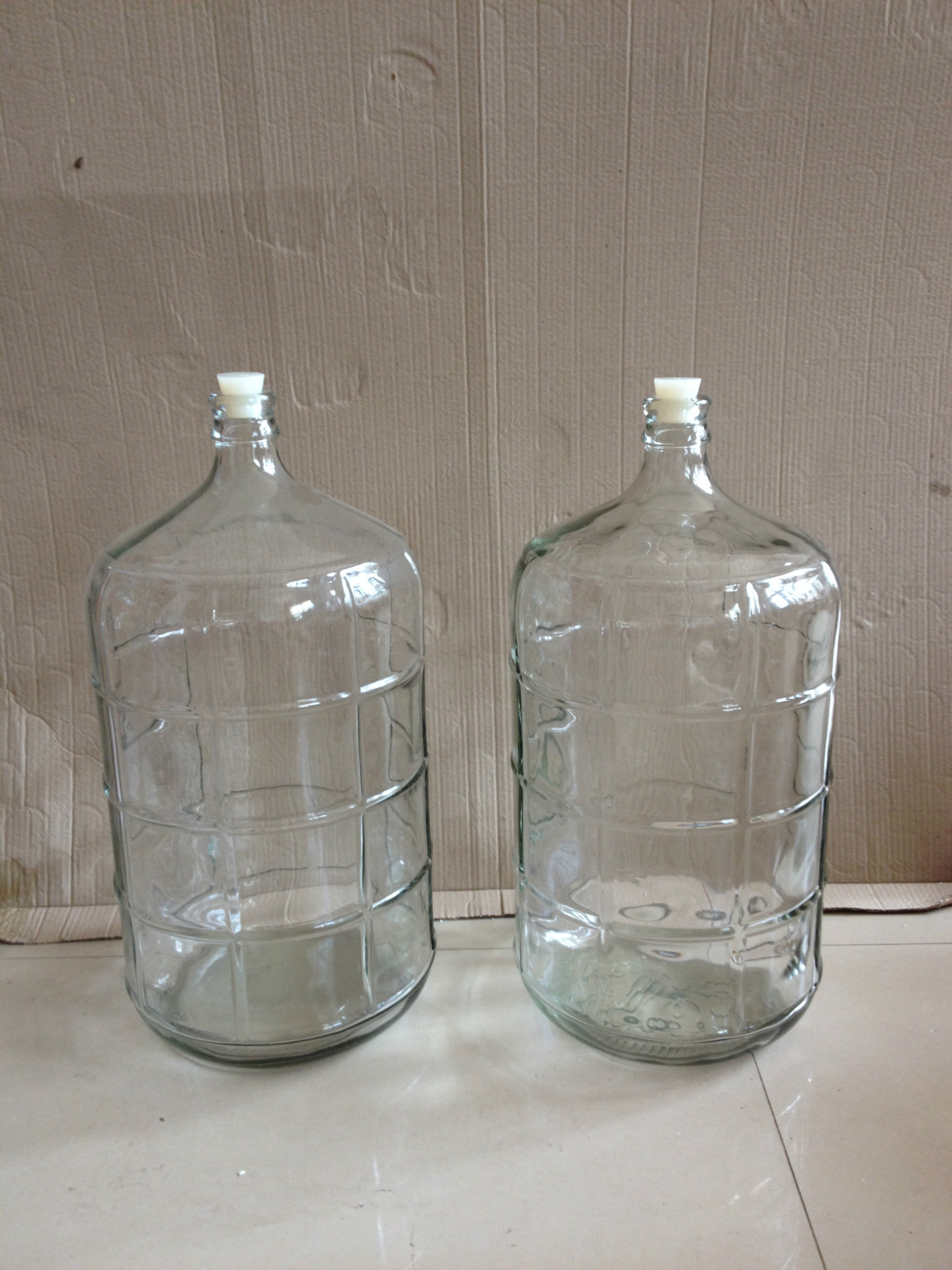 厂家直销11.5l大水桶玻璃瓶3加仑玻璃瓶5加仑6加仑玻璃瓶