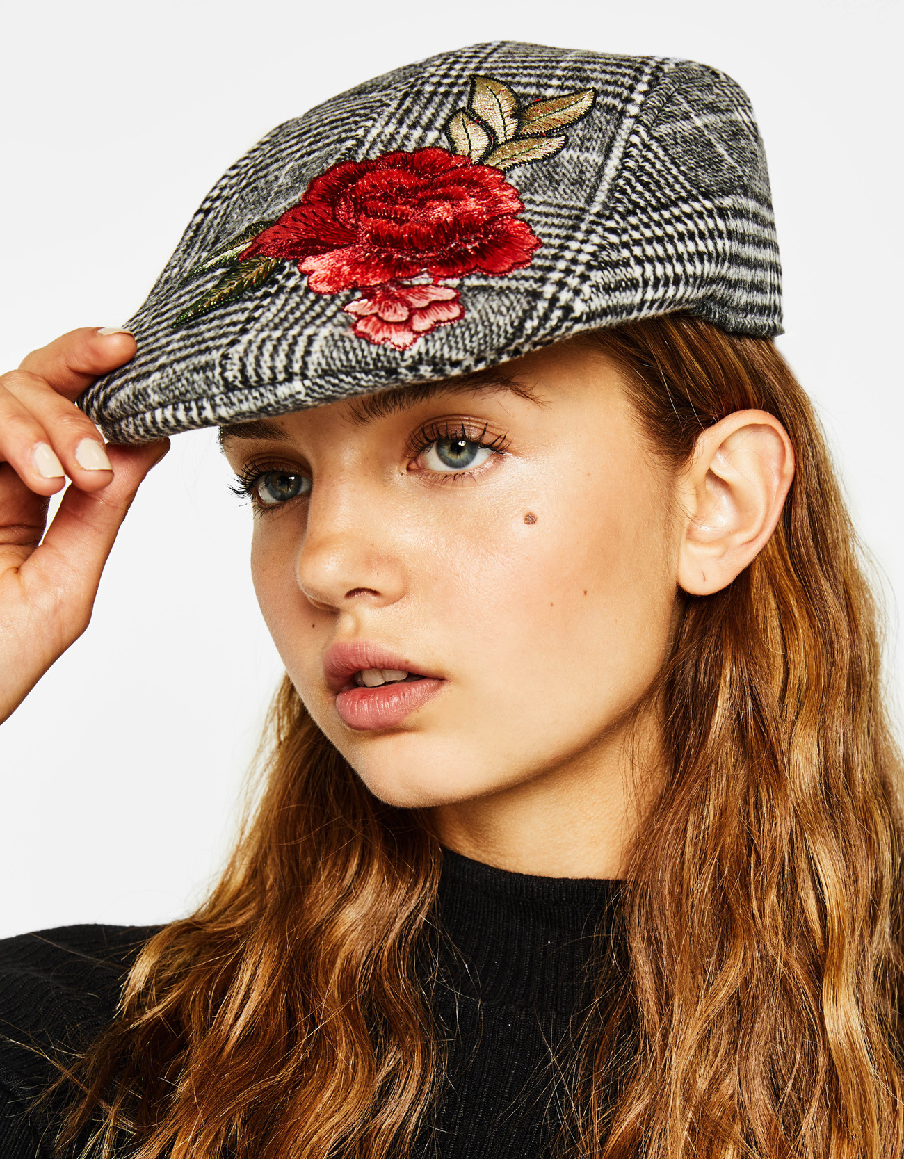 刺绣贝雷帽图片