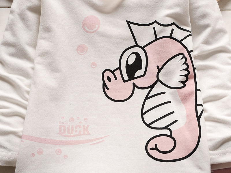 童装春秋新款三件套套装纯棉卡通小海龙3件