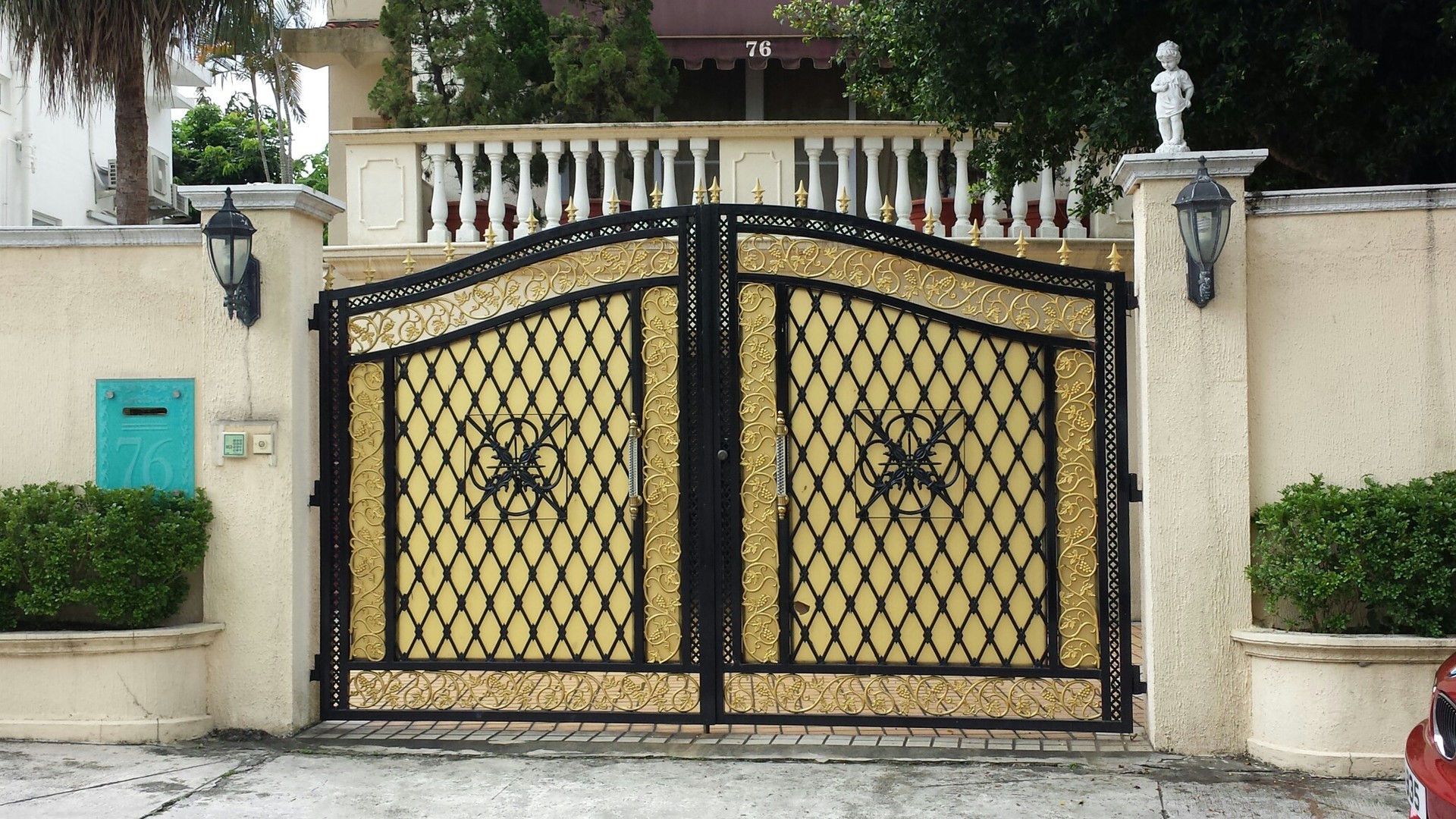 苏记铁艺厂厂家批发防盗铁门手动