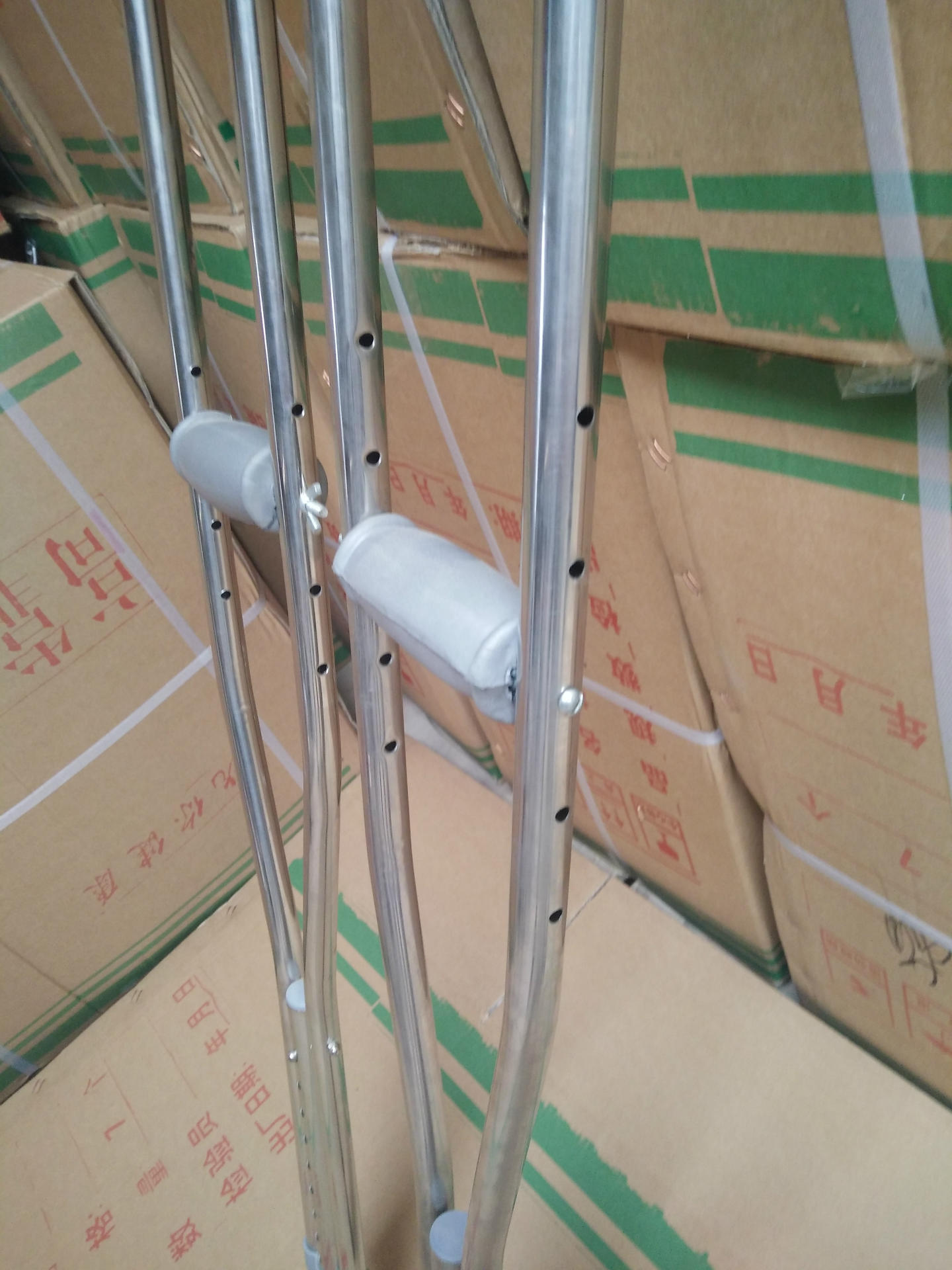 老人脚骨折医用腋下拐扙高度可调 双拐防滑加厚不锈钢管拐杖拐棍