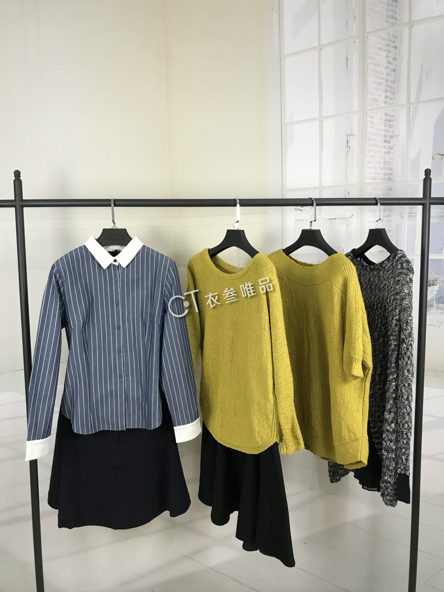 希色秋冬高端时尚大码女装一手货源品牌女装折扣批发