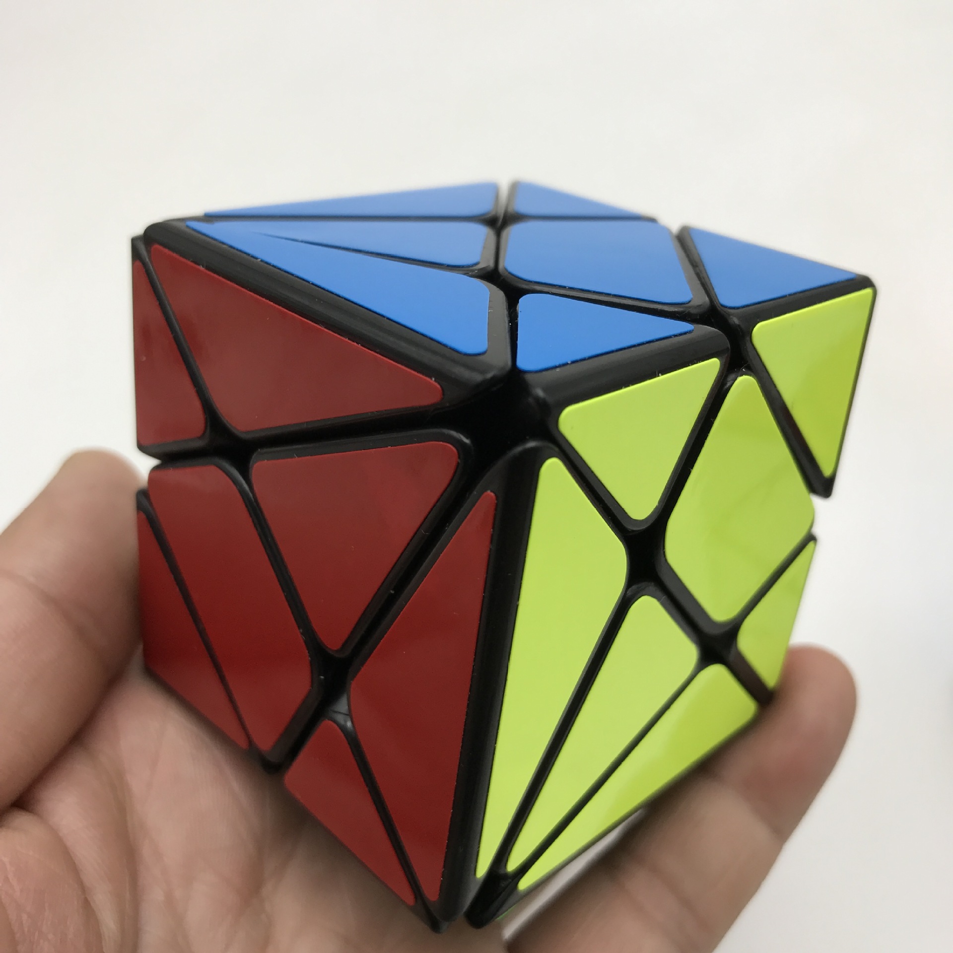 永骏魔方异形变幻金刚三阶黑色白色无教程魔方批发成人益智玩具