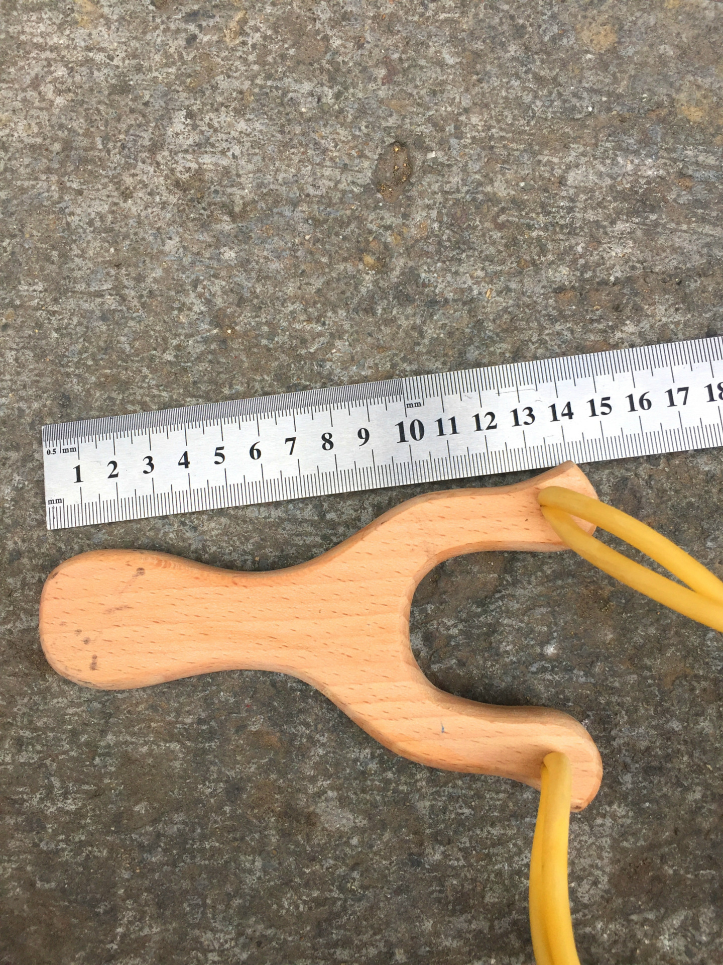 白榉木弹弓 原木弹弓 木质木头弹弓 怀旧玩具户外木把弹弓 地摊