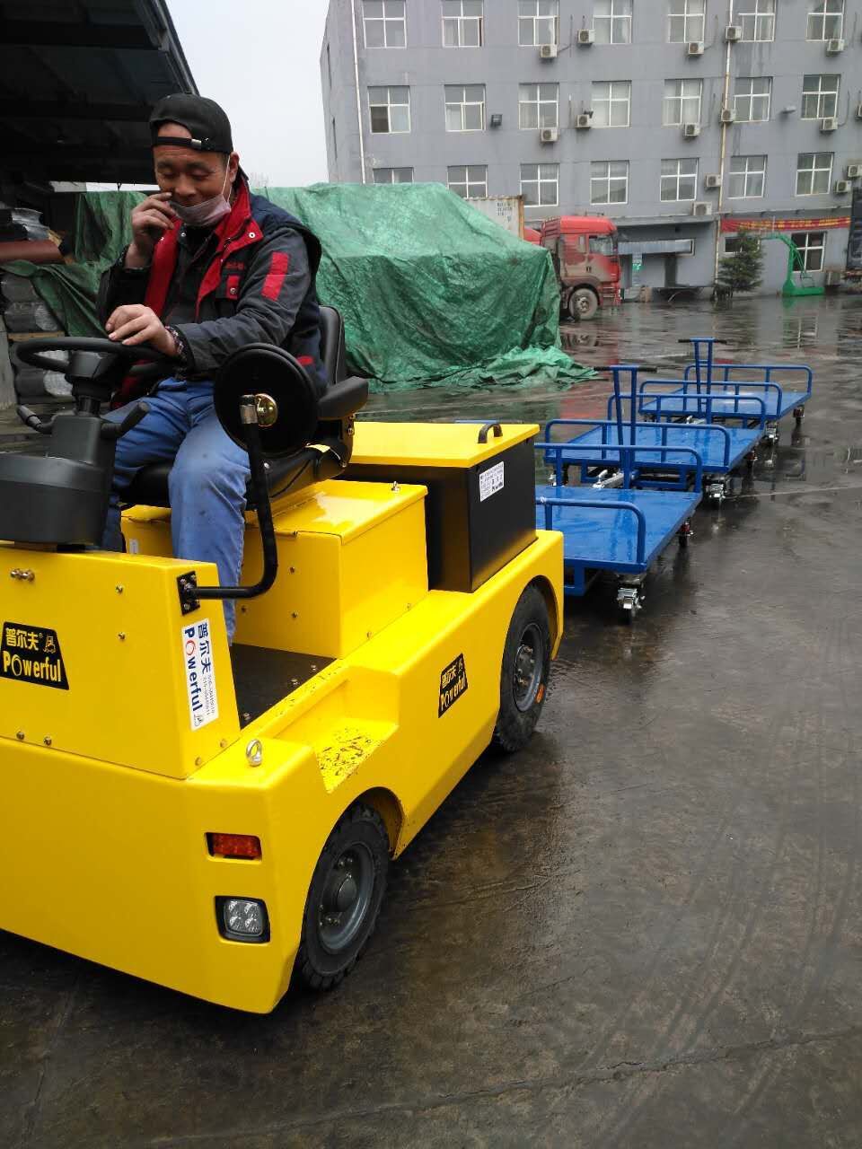 同轨迹牵引拖车工业平板牵引挂车机场行李车牵引车