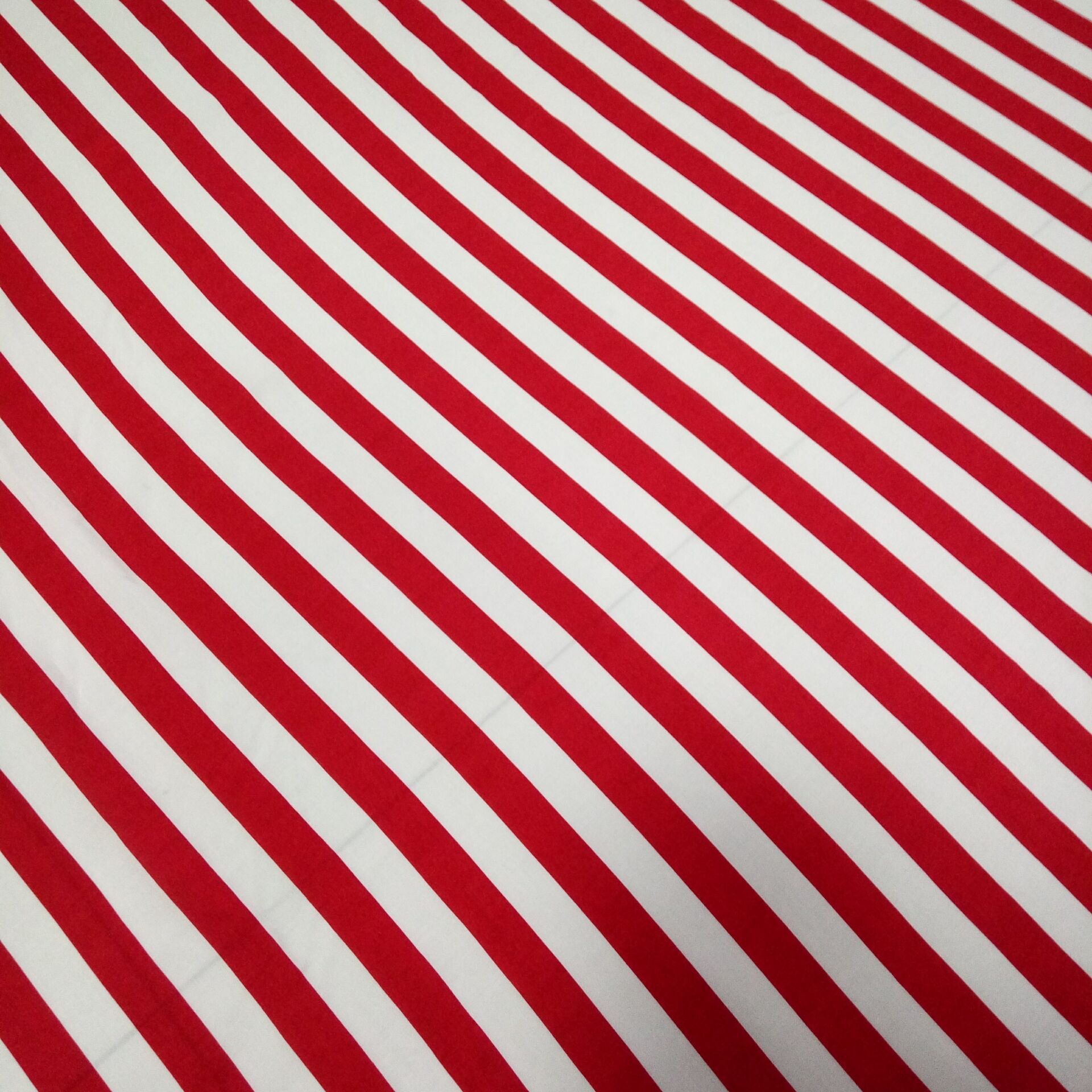 面料 条纹 红白条子印花布 春夏新款品牌时装面料 人棉巴厘纱