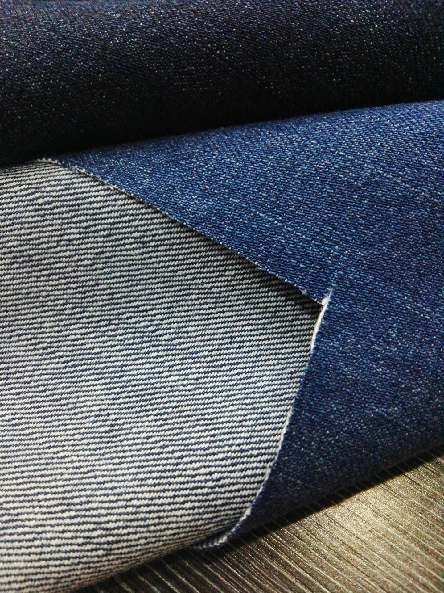 现货高档男装纯棉竹节粗犷加厚料大牌无弹牛仔布面料丹宁布denim