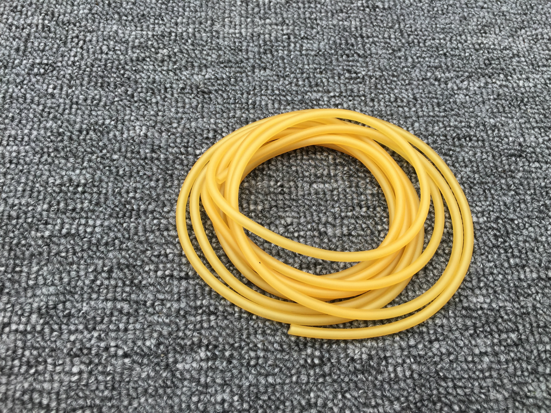 1745素色皮筋 橡胶管 乳胶管 弹弓皮筋大量批发圆皮筋