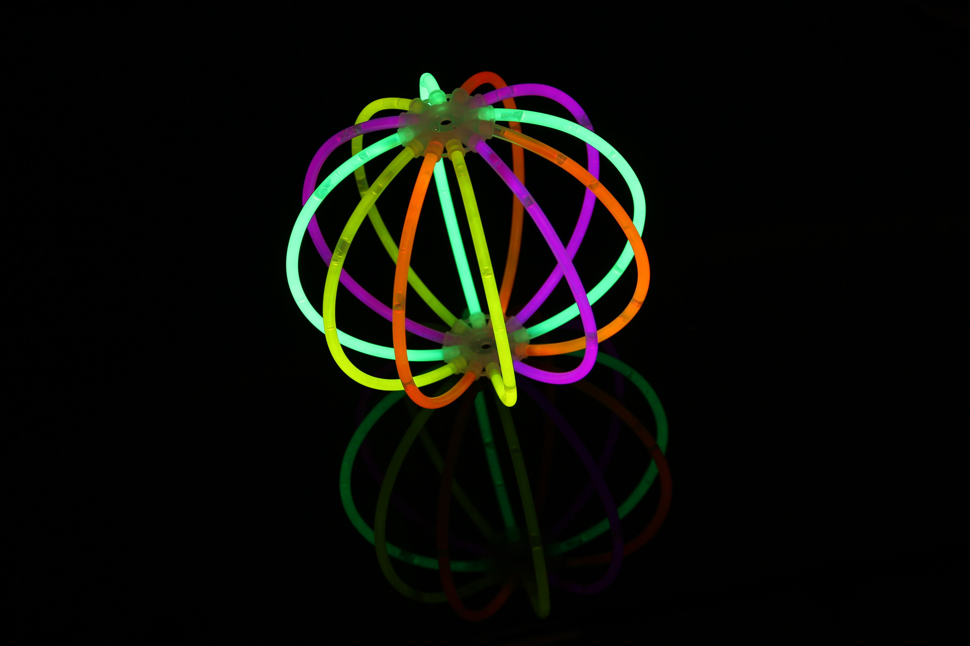 厂家直销夜光灯笼 荧光球 荧光棒造型diy 发光玩具采购价格,怎么样