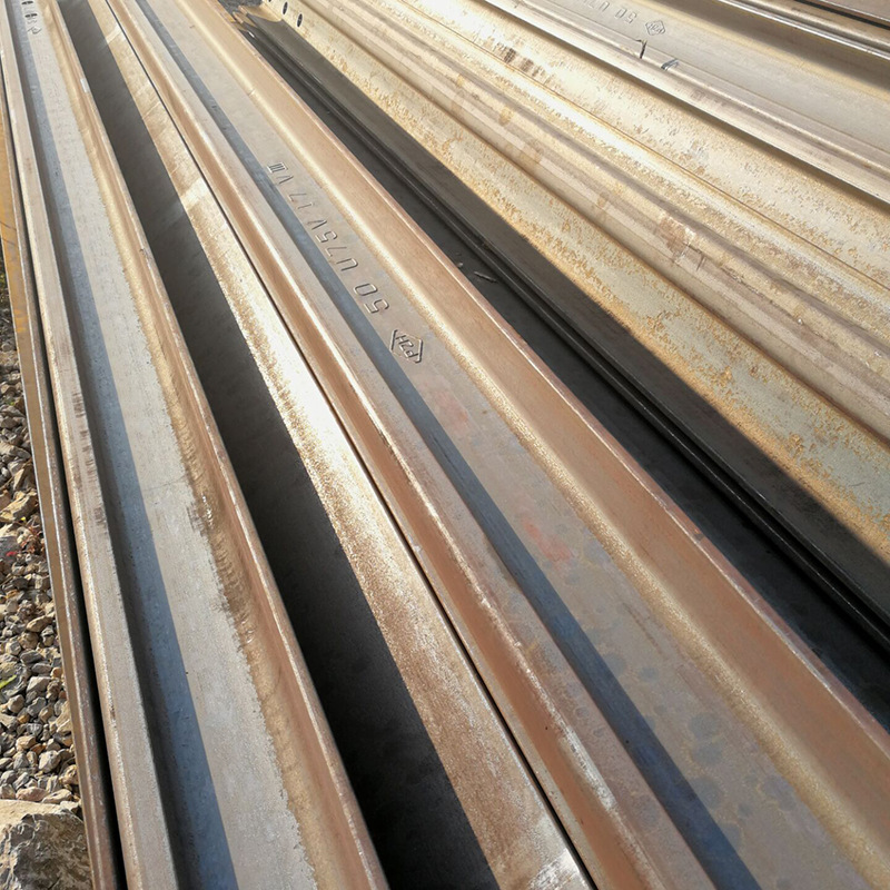 厂家直销云南钢轨 昆明钢材轨道钢 轻型行车钢轨 重型轨