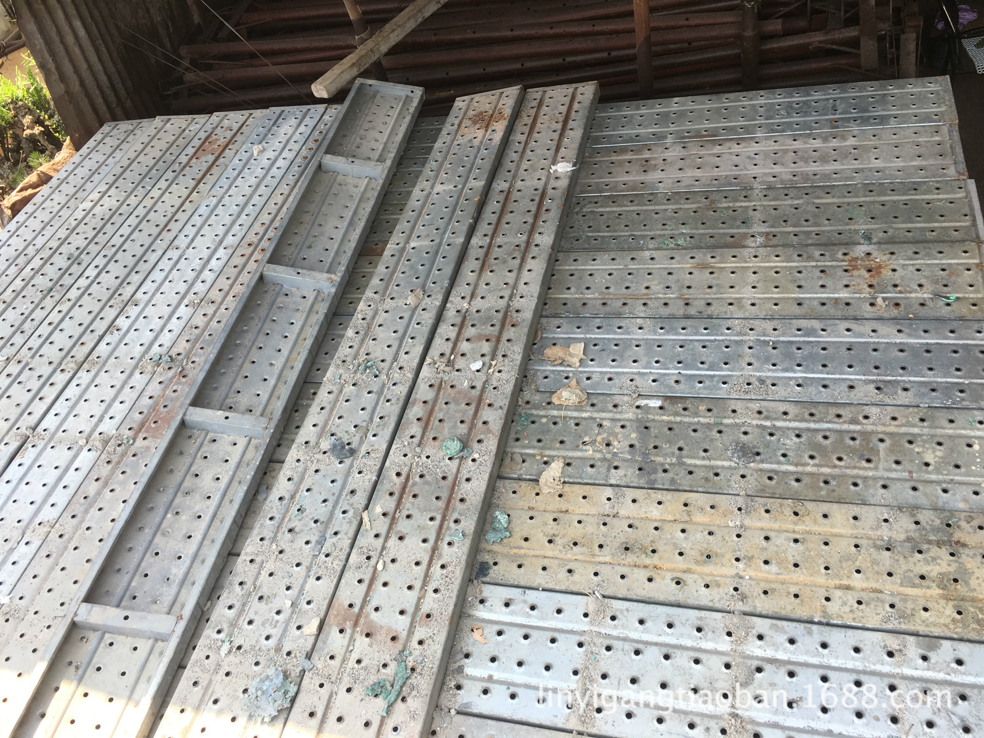 镀锌钢跳板镀锌钢架板脚手架钢管钢格板钢模板
