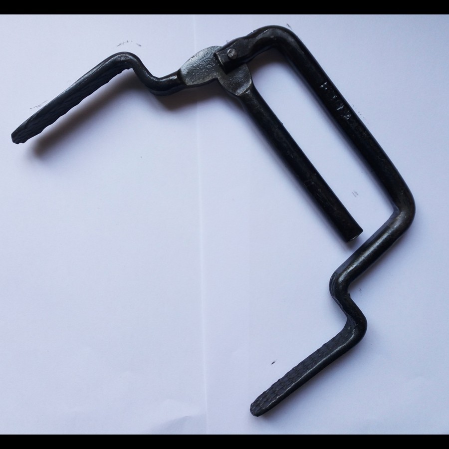 厂家直销砖夹子45#钢建筑工地用窑厂用泥瓦工搬砖运输工具