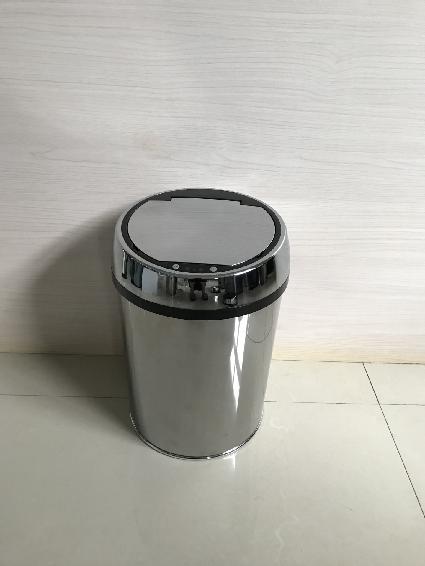 尚莱仕9l银色不锈钢充电感应垃圾桶家用创意环保垃圾桶厂家直销