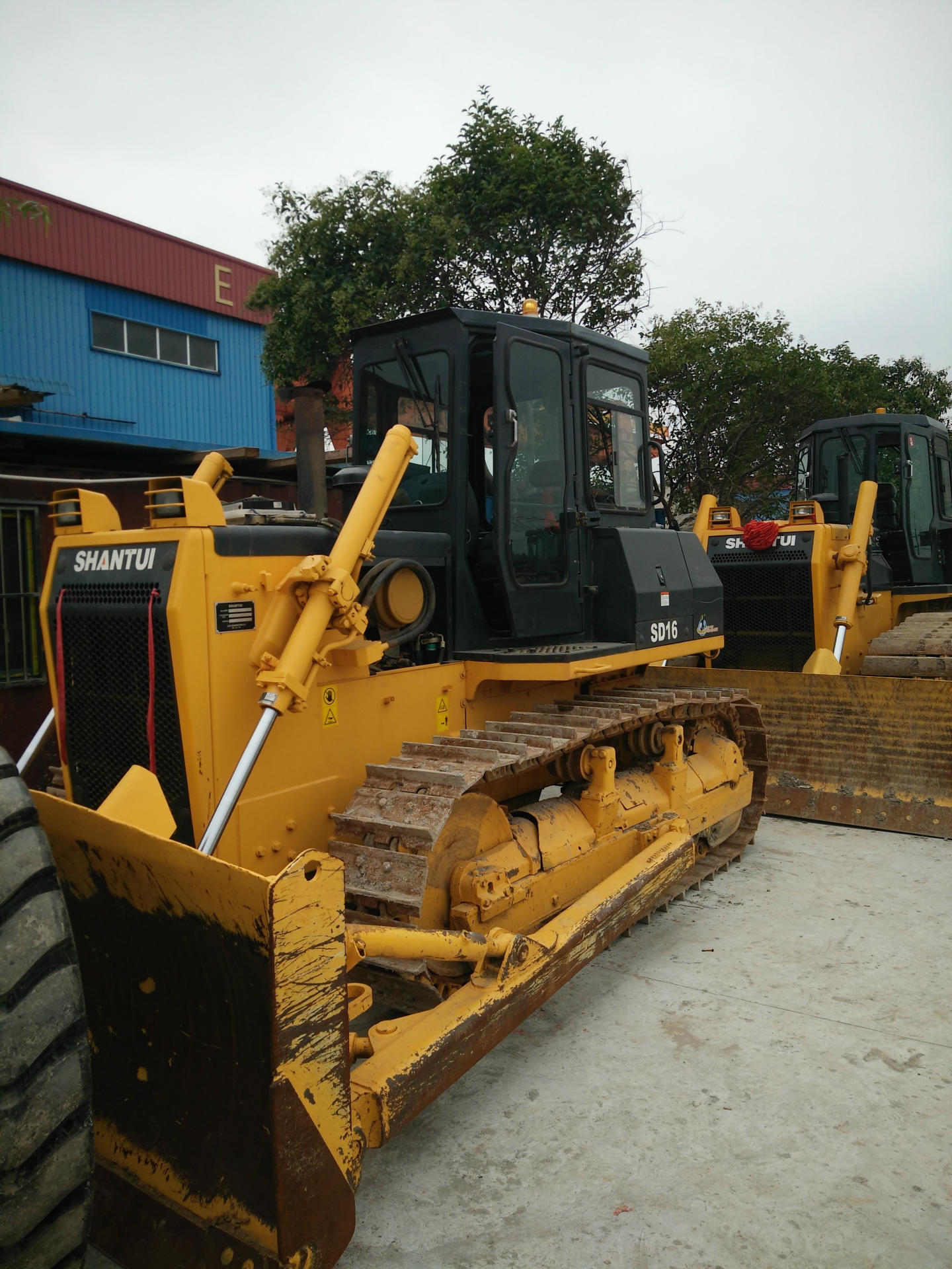 出售二手山推160推土机.山推220二手推土机