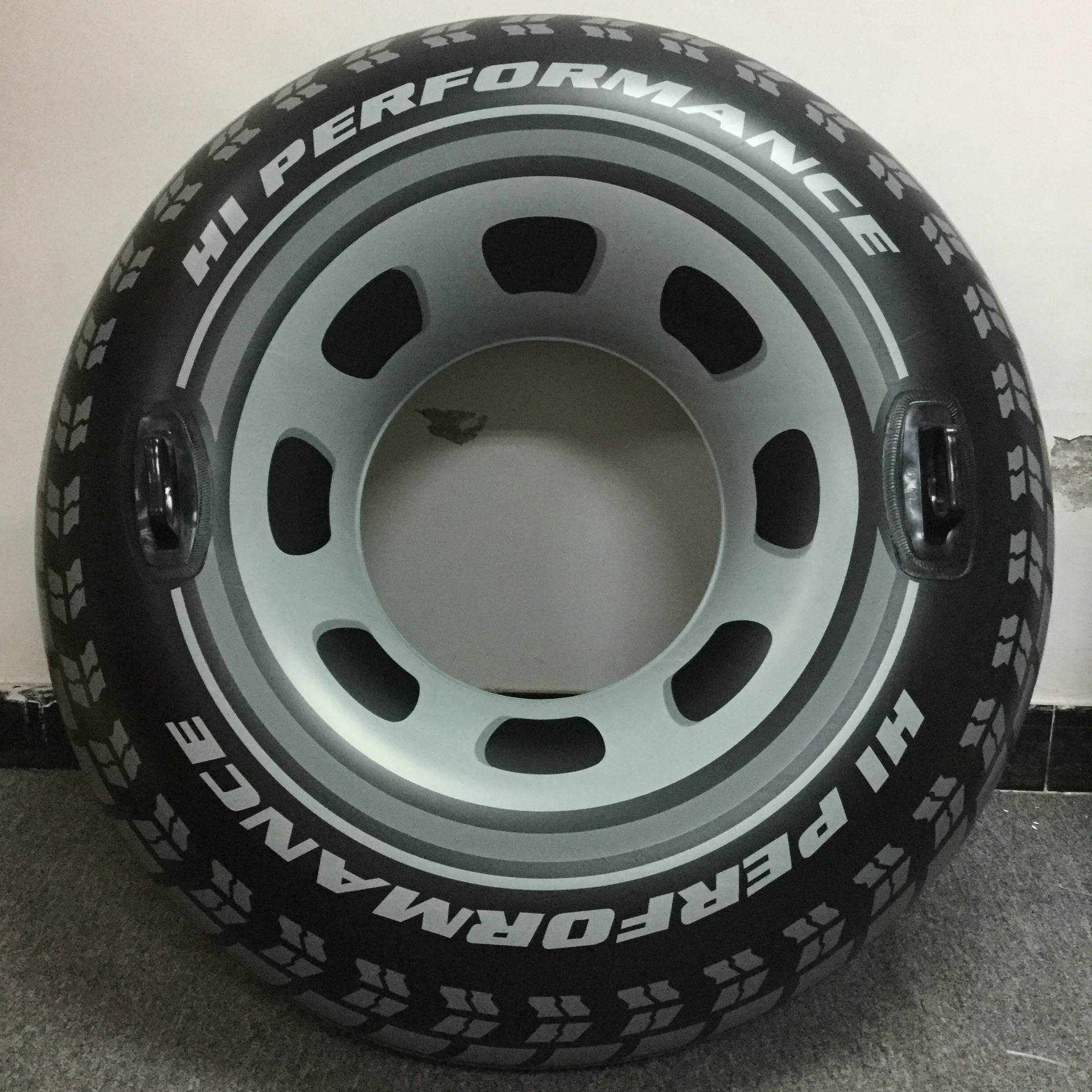 厂家定制 pvc充气轮胎游泳圈 吹气汽车车胎胎广告展示用品 oem