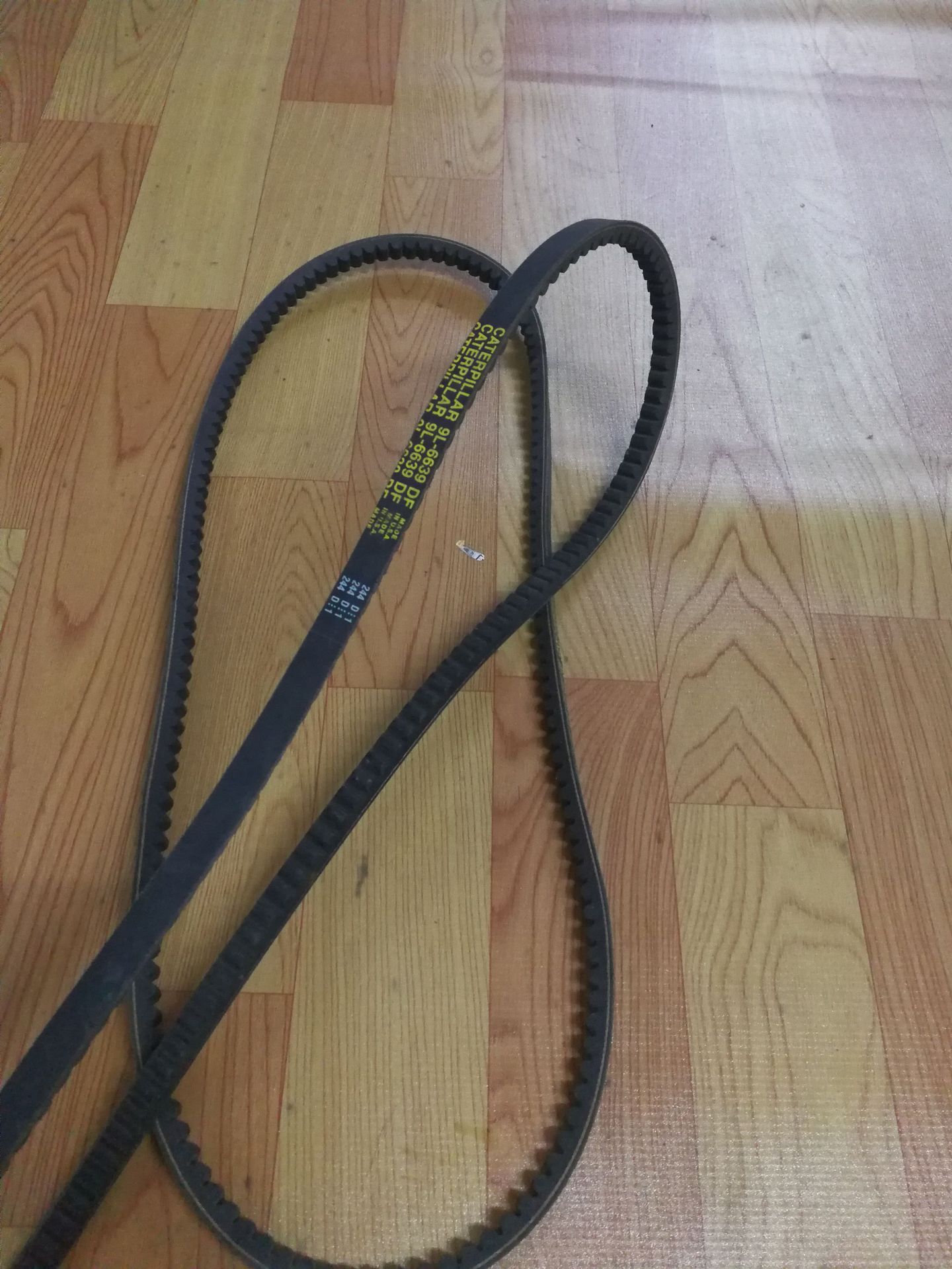 供应卡特彼勒发动机皮带9l6639