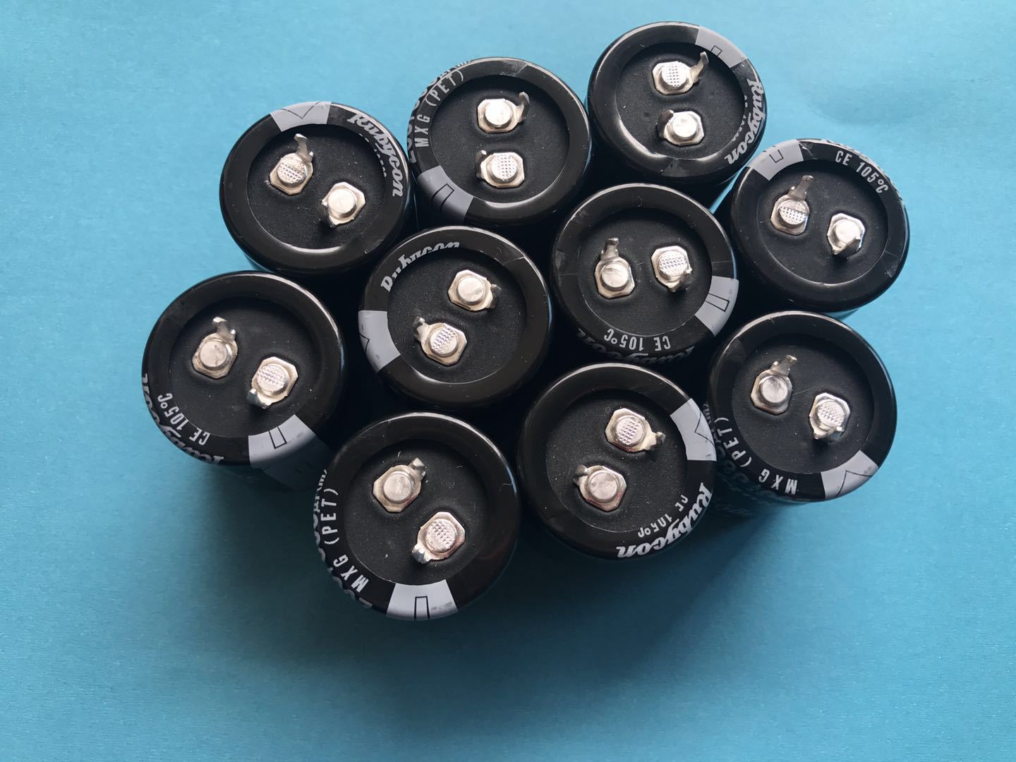 电子元件rubycon日本红宝石电解电容200mxg680m 680uf 200v 25*35