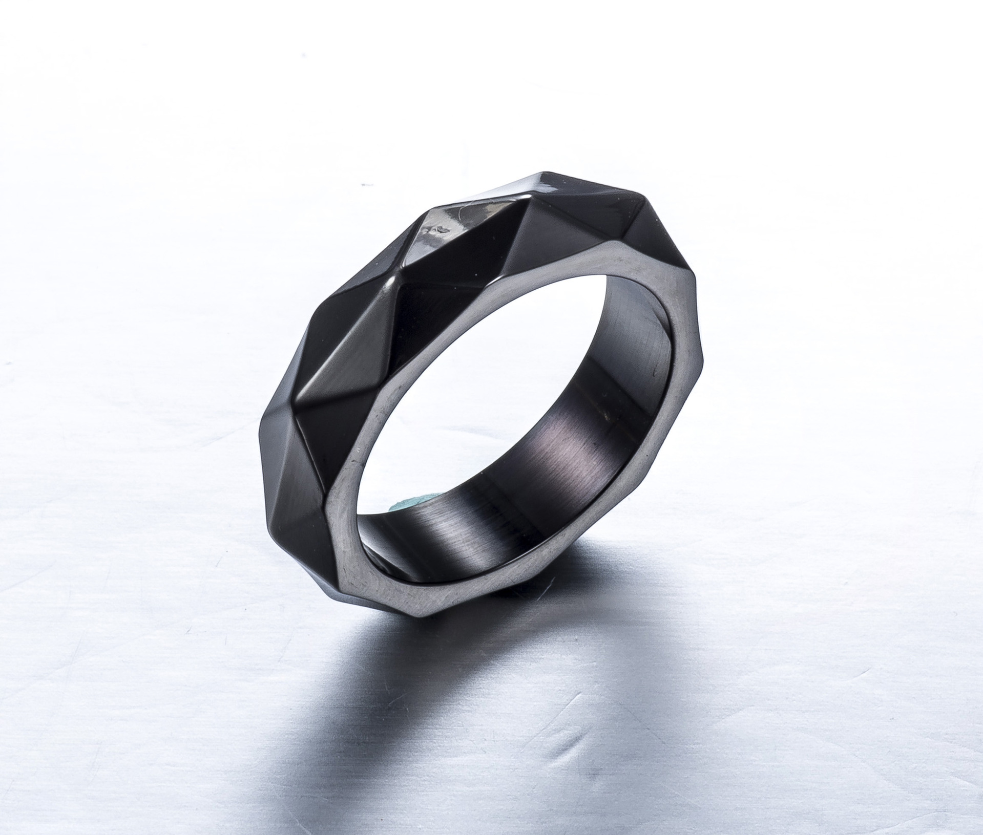 韩版钛钢菱形戒指 男士简约潮饰品单身男指环食指霸气戒子