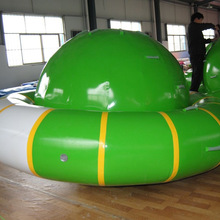 充气大型水上漂浮玩具飞艇组合蹦蹦床滚筒闯关卡通气模厂家批发