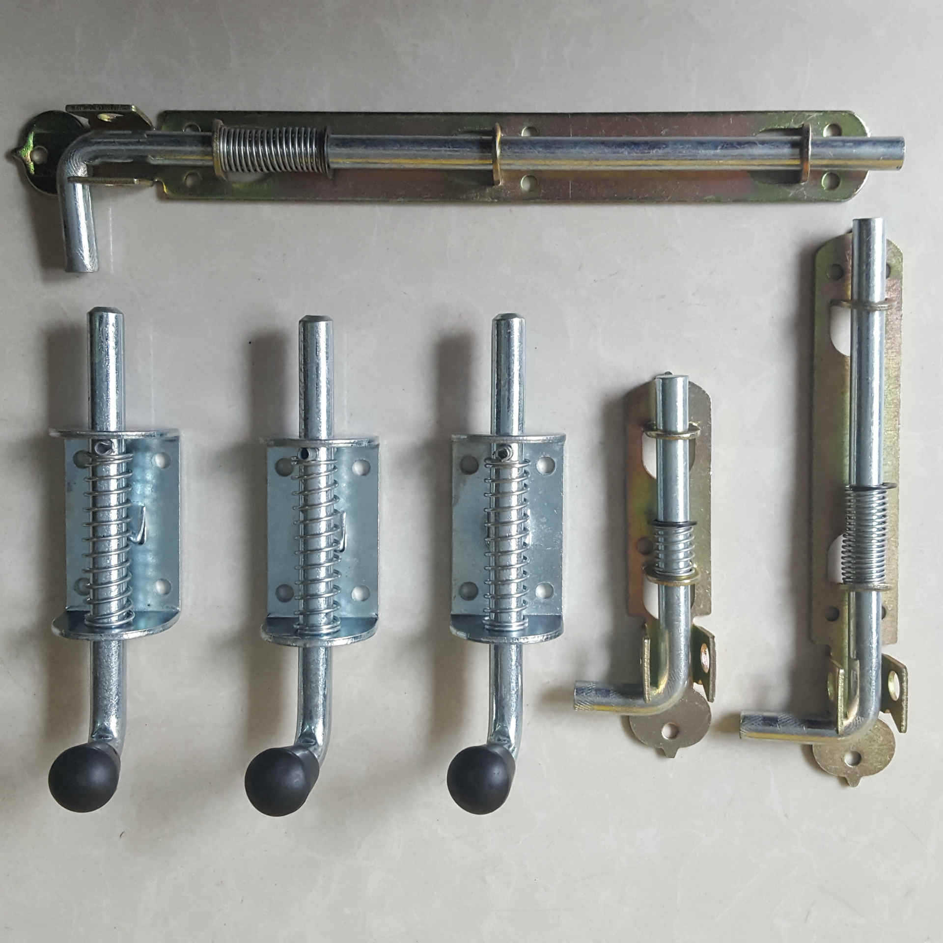 厂家批发铁艺门地插销 铁艺配件f型插销门栓 大门配件防盗落地锁