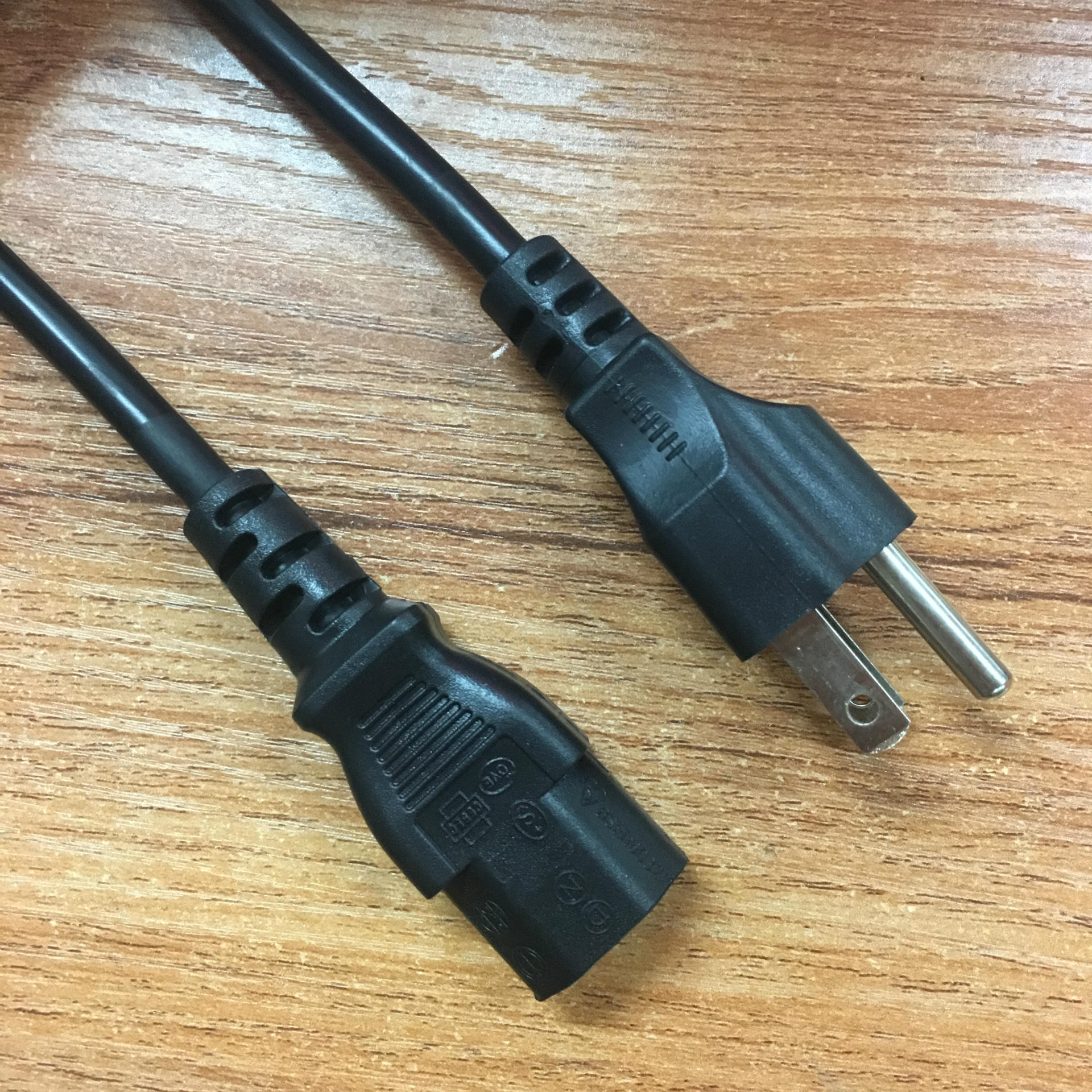 厂家直销 1.5米美标电源线美规三插线美国 品字尾ac电源线 ul铜