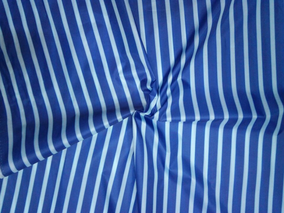 库存现货供应210d涤塔夫涂层防水 条纹防雨布 雨衣雨伞帐篷面料