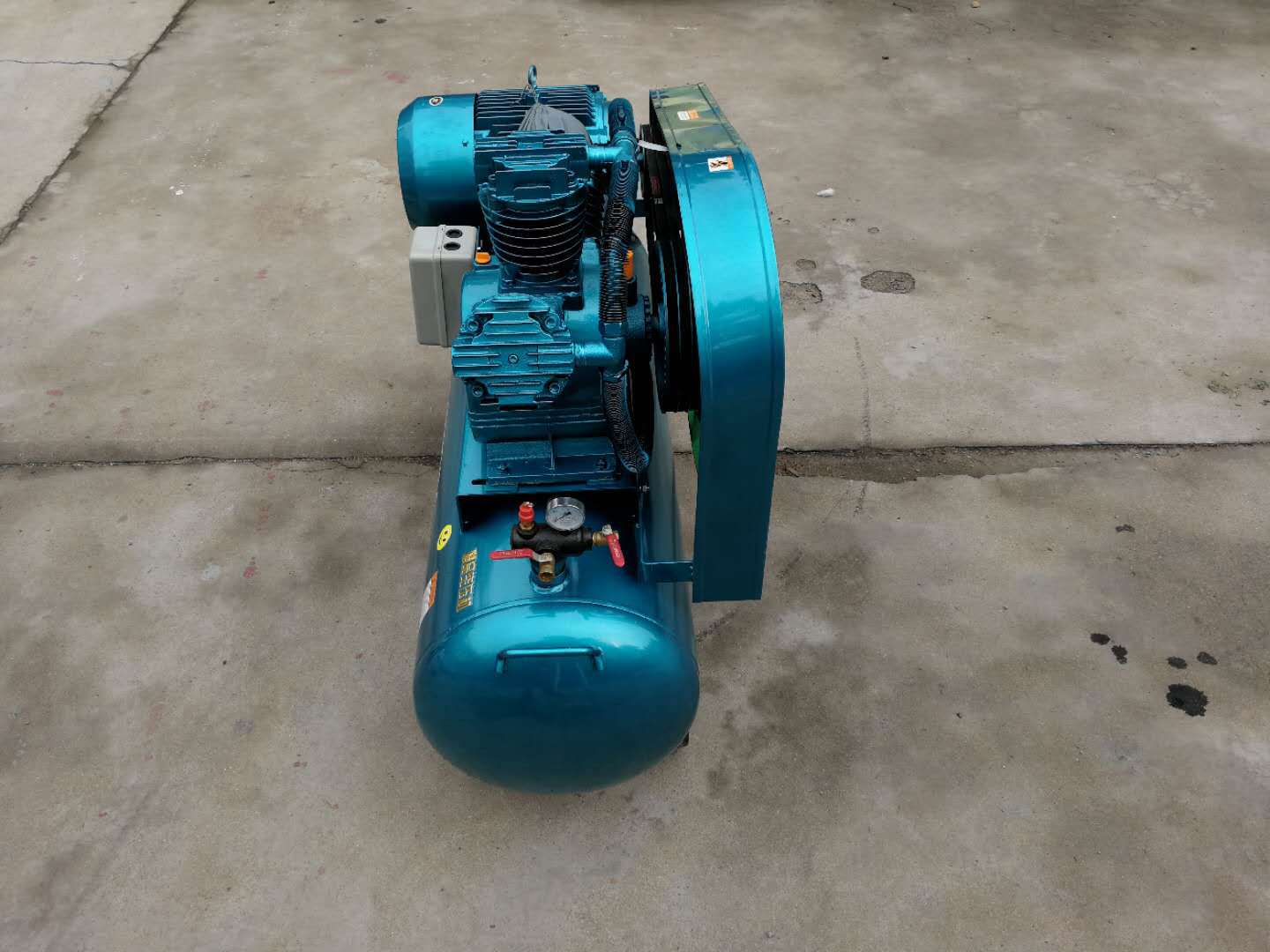 6/8铜空压机11kw三相 气泵 空气压缩机46022号 480kg