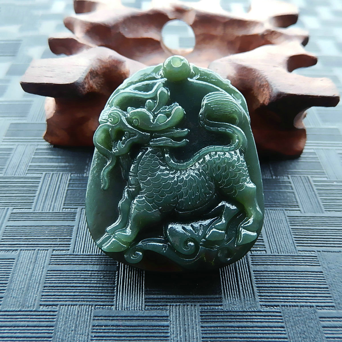 玉坠天然和田玉青玉麒麟玉佩男女款玉石玉项链玉吊坠吊坠