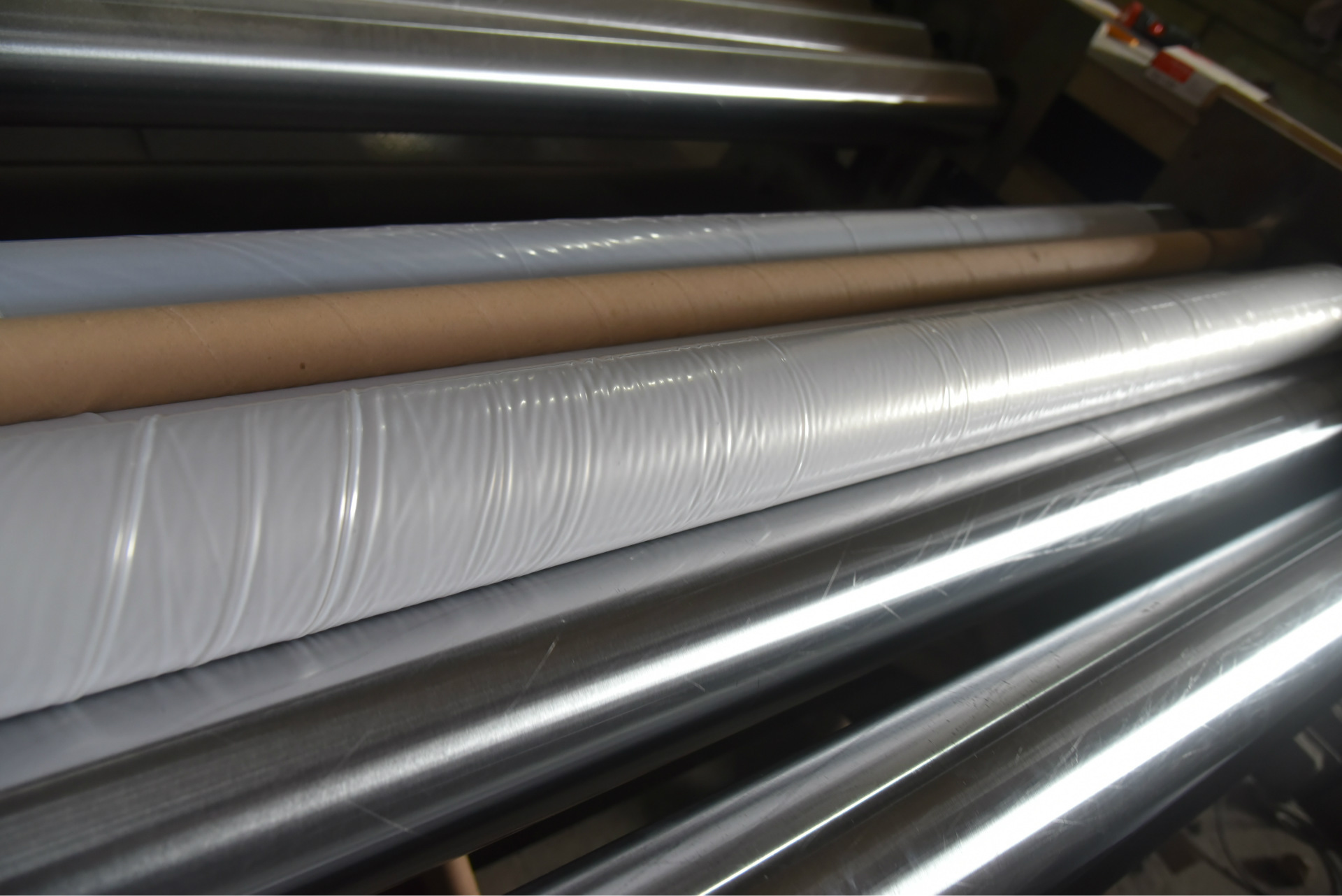 pe聚乙烯农用黑色保温大棚膜地膜 养殖蔬菜遮光乌色塑料薄膜 批发