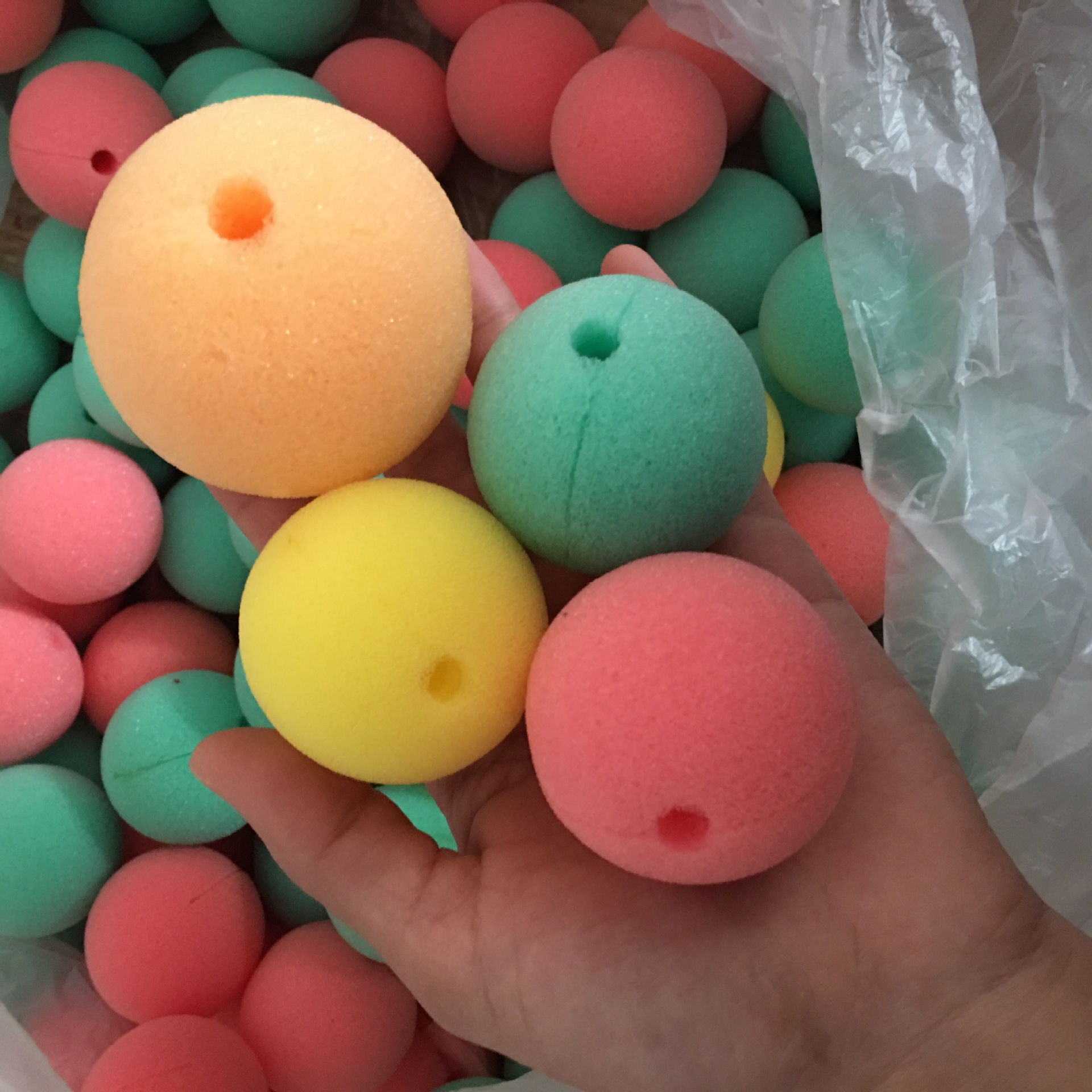 海棉定制 黄色海绵球 小丑鼻子海棉魔术道具 聚氨酯发泡海绵球