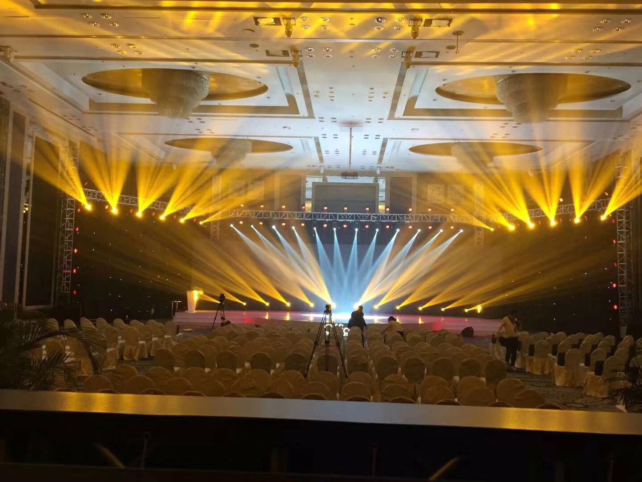 上海年会舞台搭建 舞美效果设计搭建公司