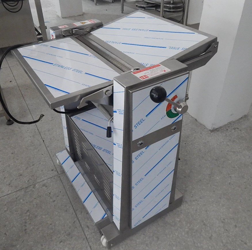 食品机械批发 猪肉去皮机致富小机器农村创业好项目 ￥18500.