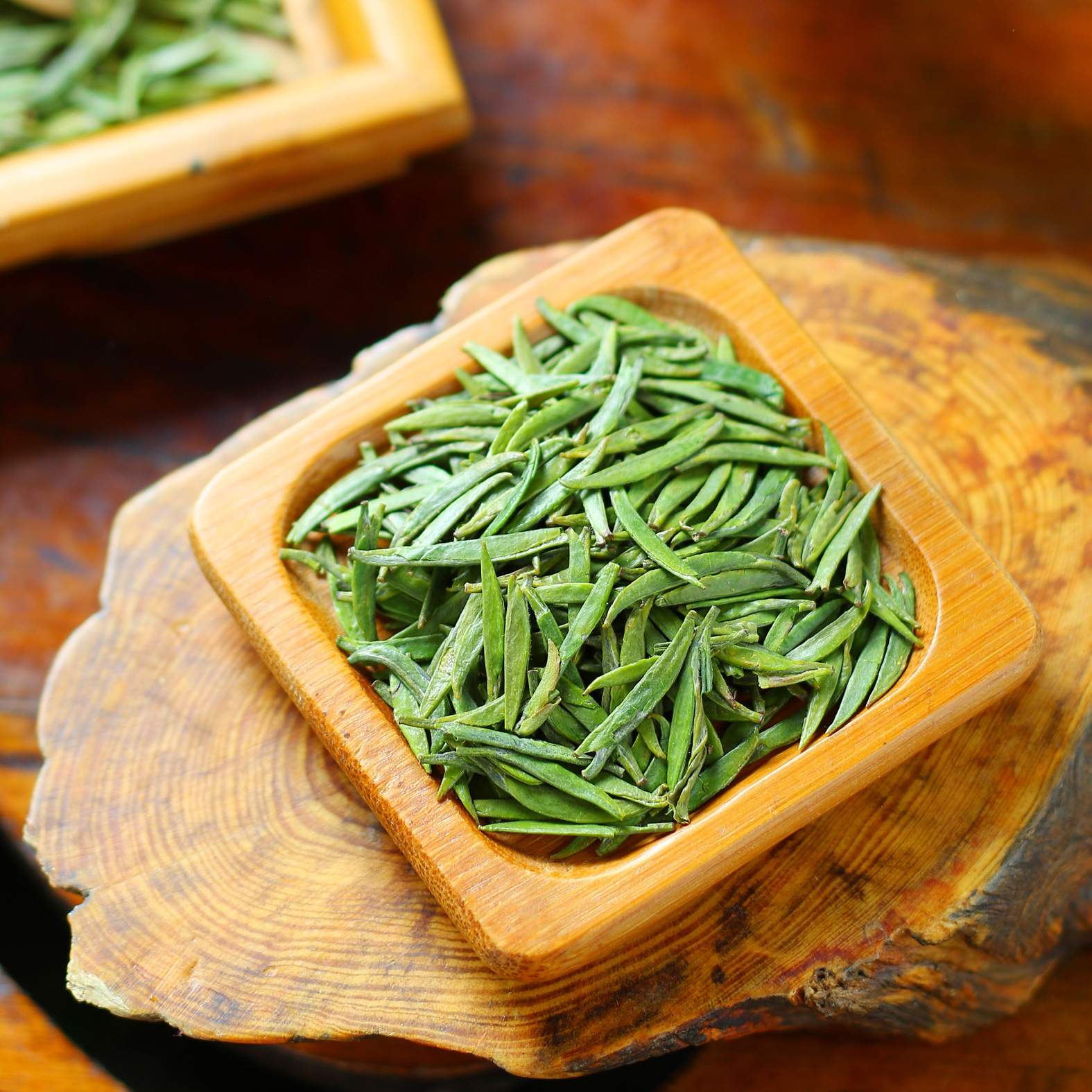 2018散装茶叶批发竹叶型青茶蒙顶石花绿茶峨眉山早春雀舌131品种