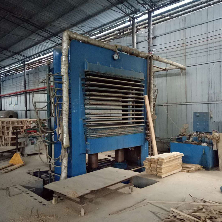 [供] 漳州华成3*6尺十五层二手自动热压机出售