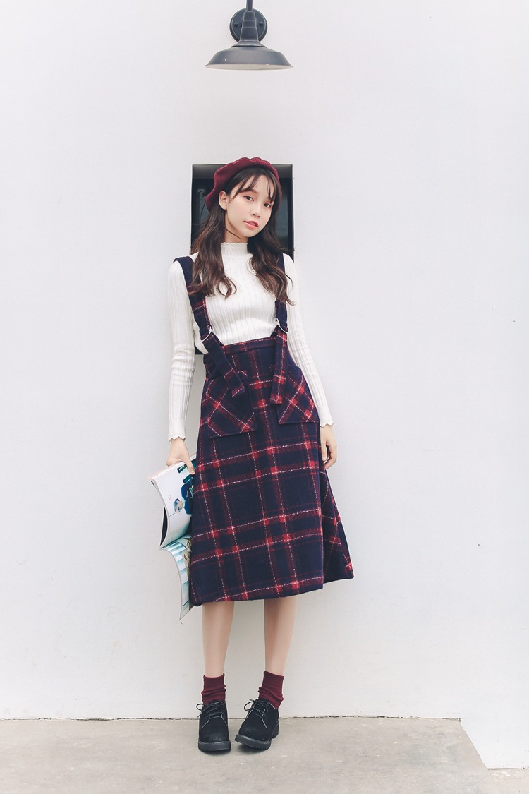 实拍现货 秋冬装新款女格子背带裙复古中长款高腰毛呢裙