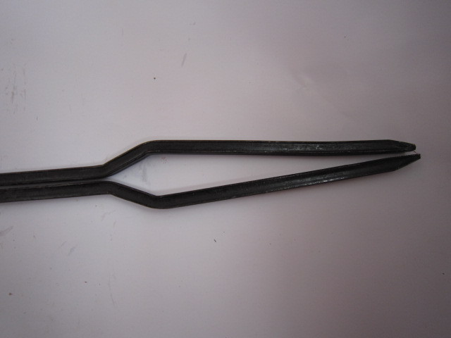 厂家直销家用工具火钳 红皮大弯煤钳 加重型火钳