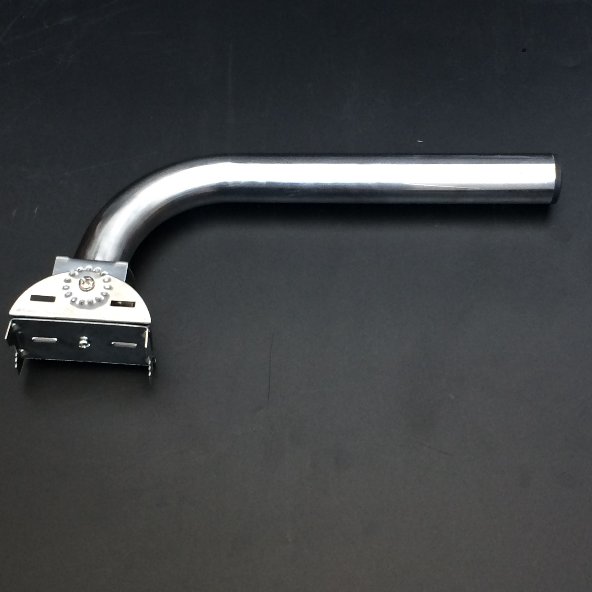 无线网桥加长监控支架 不锈钢材质 有塞子 可壁挂可抱杆角度可调