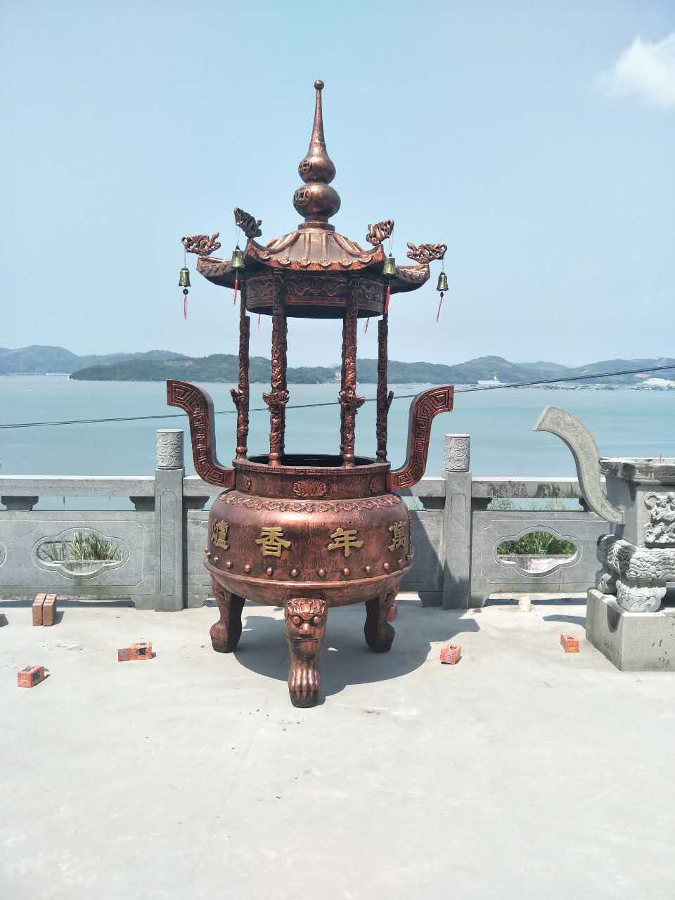 厂家定做香炉铜铁长方形平口圆型带盖香炉宝鼎圆金炉六角烧纸炉钟