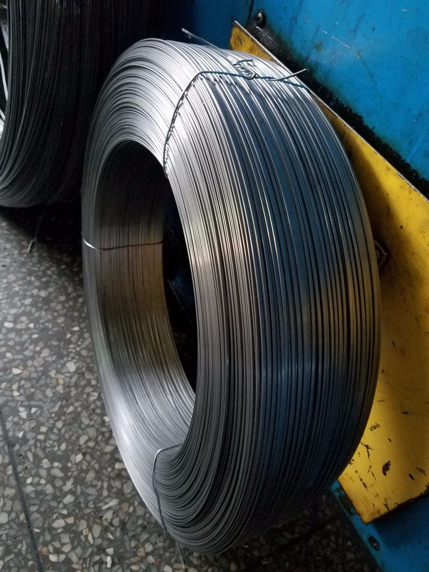 供应压扁钢丝 扁钢线 弹簧钢扁线 高碳扁钢条 各类材质扁钢丝线定